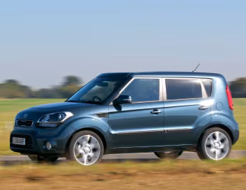 Kia Soul [UK-spec] (AM) '10.2011–14