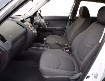 Интерьер Kia Soul 1 [UK-spec] (AM) '03.2009–11