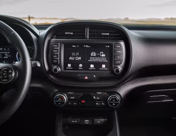 Интерьер 2020–21 Kia Soul EV [Canada] (SK3) '2019–21