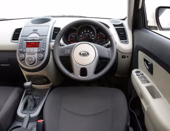 Торпедо Kia Soul "Shaker" [UK-spec] (AM) '2009