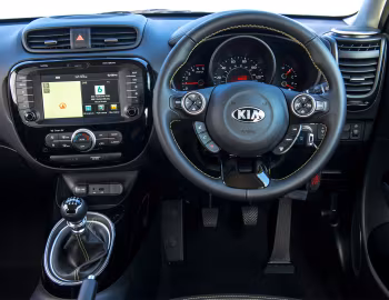 Торпедо Kia Soul [UK-spec] '2014–16