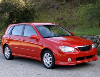 2005–06 Kia Spectra5 [North America] (LD) '2004–06