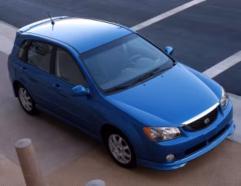 2005–06 Kia Spectra5 [North America] (LD) '2004–06