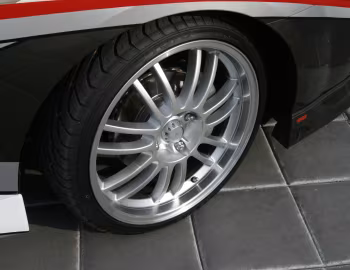 Kia Spectra5 "Silver Surfer" (LD) '11.2004