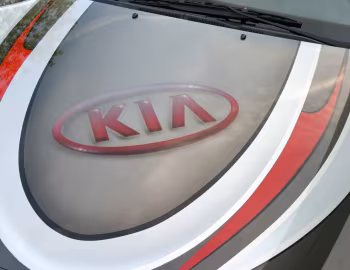 Kia Spectra5 "Silver Surfer" (LD) '11.2004