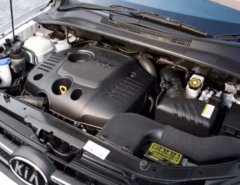 Под капотом Kia Sportage [UK-spec] (KM) '2008–10