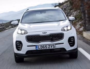 Kia Sportage "First Edition" [UK-spec] (QL) '2016–18