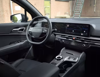 Торпедо Kia Sportage HEV "Black Edition" [EU-spec] (NQ5) '2026