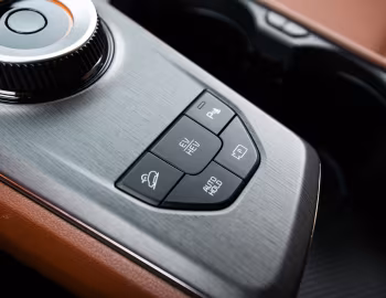 Интерьер 2026 Kia Sportage PHEV X-Line [North America] (NQ5) '2025–н.в.