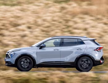 Kia Sportage "Shadow" [UK-spec] (NQ5) '2024–25