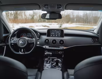 Торпедо 2018–21 Kia Stinger GT-Line AWD [North America] (CK) '2017–21