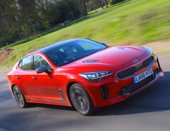 Kia Stinger GT [UK-spec] (CK) '2017–19