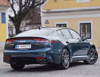 Kia Stinger GT [EU-spec] (CK) '2023