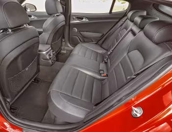 Интерьер 2018–21 Kia Stinger GT [North America] (CK) '2017–21