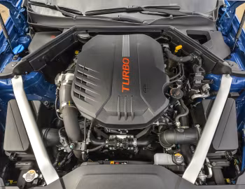 Под капотом 2018–21 Kia Stinger GT AWD [North America] (CK) '2017–21