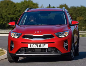 Kia Stonic [UK-spec] (YB) '2021–25