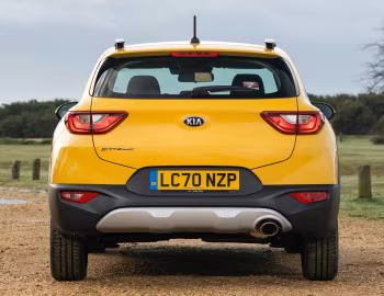 Kia Stonic [UK-spec] (YB) '2020–21