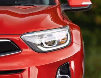 Kia Stonic [UK-spec] (YB) '2021–25
