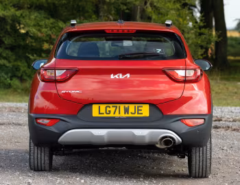 Kia Stonic [UK-spec] (YB) '2021–25