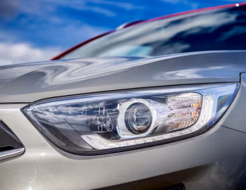 Kia Stonic "First Edition" [UK-spec] (YB) '2017