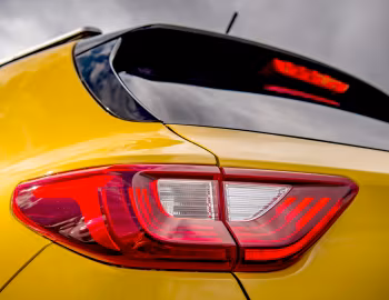 Kia Stonic "First Edition" [UK-spec] (YB) '2017