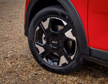 Kia Stonic Pure [UK-spec] '2026
