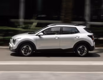 Kia Stonic S [Australia] '2025–н.в.