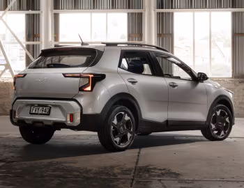 Kia Stonic S [Australia] '2025–н.в.