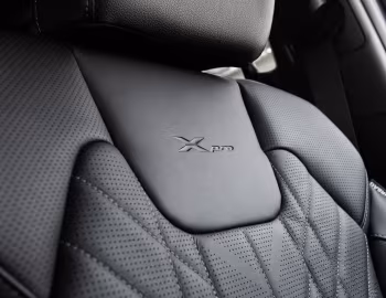 Интерьер 2023 Kia Telluride X-Pro '2022–23