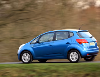 Kia Venga EcoDynamics [UK-spec] (YN) '08.2009–14