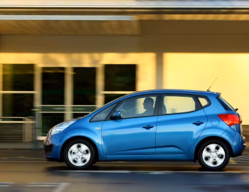 Kia Venga EcoDynamics [UK-spec] (YN) '08.2009–14
