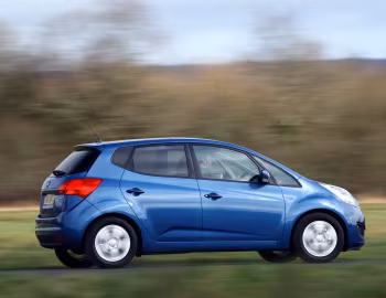Kia Venga EcoDynamics [UK-spec] (YN) '08.2009–14