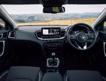 Торпедо Kia XCeed [UK-spec] '2019–21