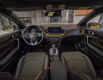 Торпедо Kia XCeed [CIS] '10.2021–н.в.