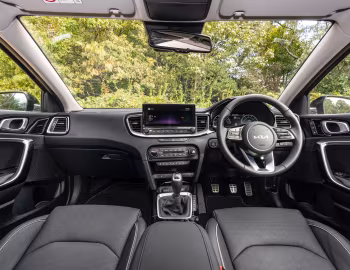 Торпедо Kia XCeed [UK-spec] '2021–22