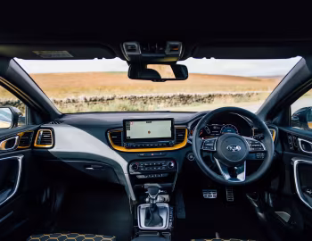 Торпедо Kia XCeed "First Edition" [UK-spec] '2019