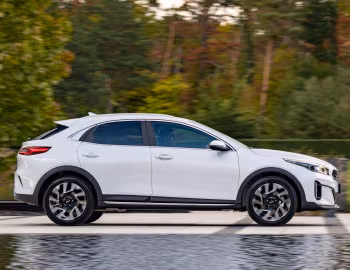 Kia XCeed PHEV [Worldwide] '2022–26
