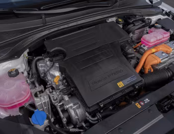 Under The Hood Kia XCeed PHEV [Worldwide] '2022–26