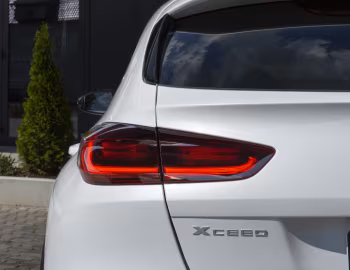 Kia XCeed PHEV [Worldwide] '2022–26