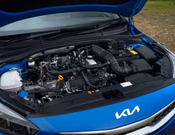 Под капотом Kia XCeed Pure [UK-spec] '2025–26