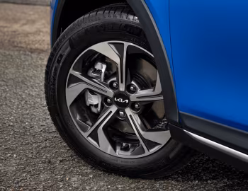Kia XCeed Pure [UK-spec] '2025–26