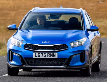 Kia XCeed Pure [UK-spec] '2025–26