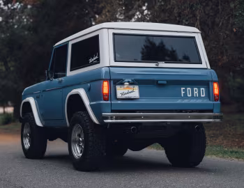 Kindred Motorworks Ford Bronco Heritage Edition '2023–pr.