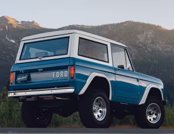 Kindred Motorworks Ford Bronco Heritage Edition '2023–pr.