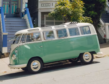 Kindred Motorworks Volkswagen Bus EV '2022