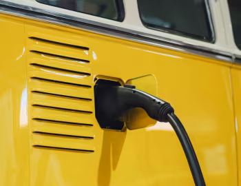 Kindred Motorworks Volkswagen Bus EV '2026