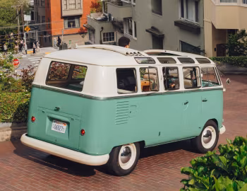 Kindred Motorworks Volkswagen Bus EV '2022