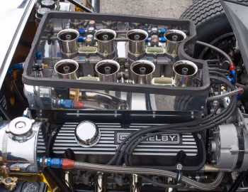 Under the hood Kirkham 289 Coupe '2013–pr.