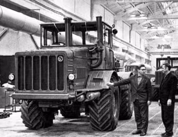 Кировец К-700 '1962–75