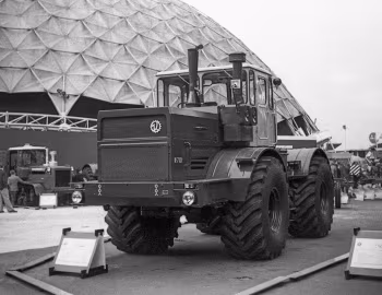 Кировец К-701 '1975–01.2002